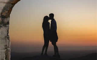 达州婚姻在线咨询：遭遇外遇怎么处理？
