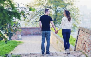 茂名婚姻情感咨询热线：夫妻不和谐危害有哪些？